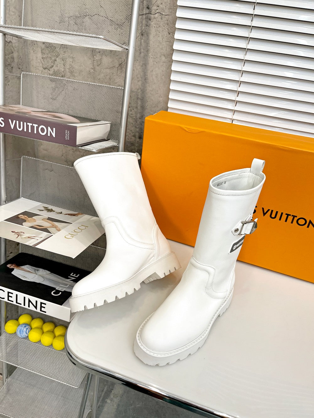 Premium  Louis Vuitton  BOOTS 021