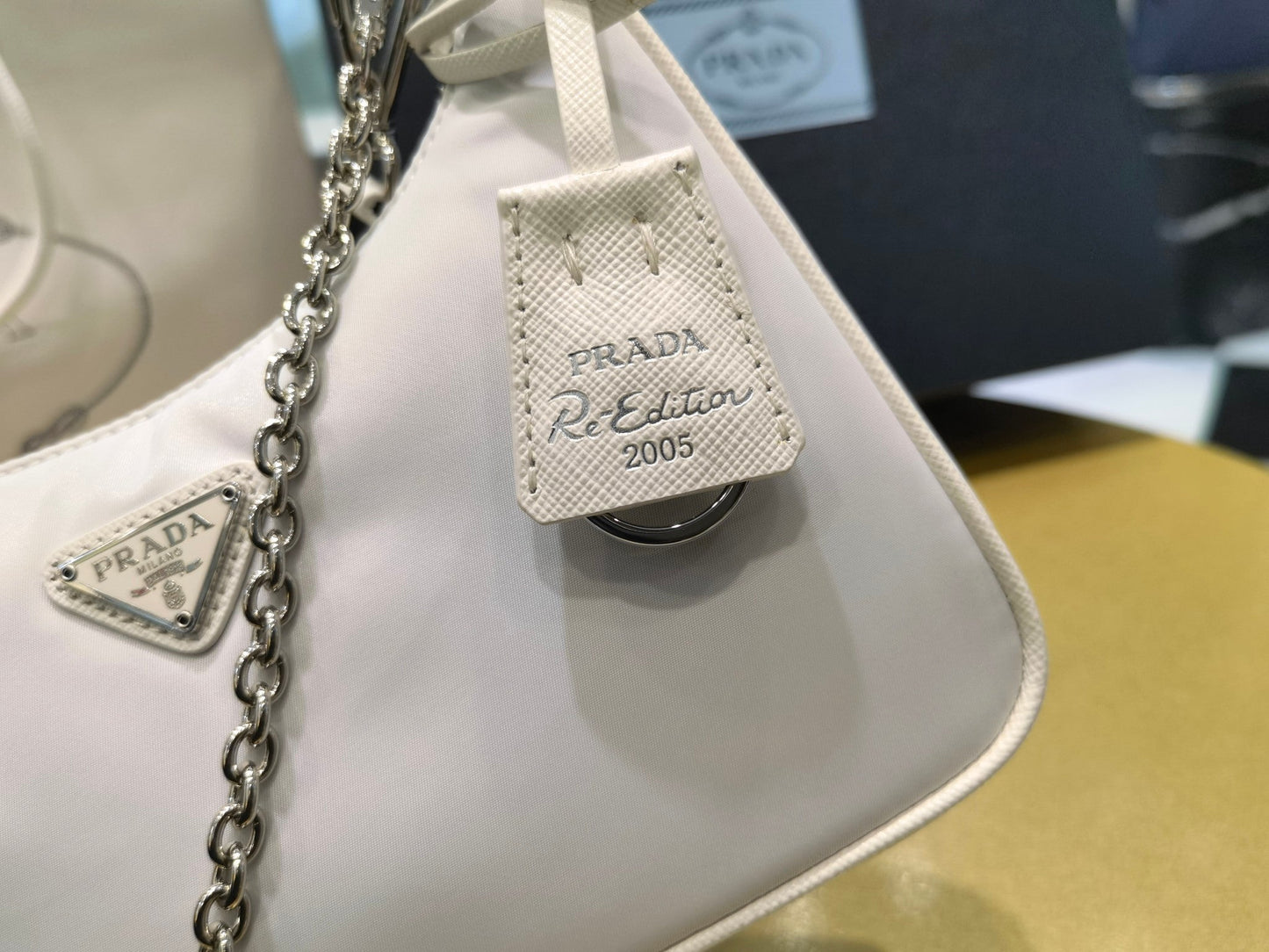 BOLSA PRADA RE-EDITION 2005