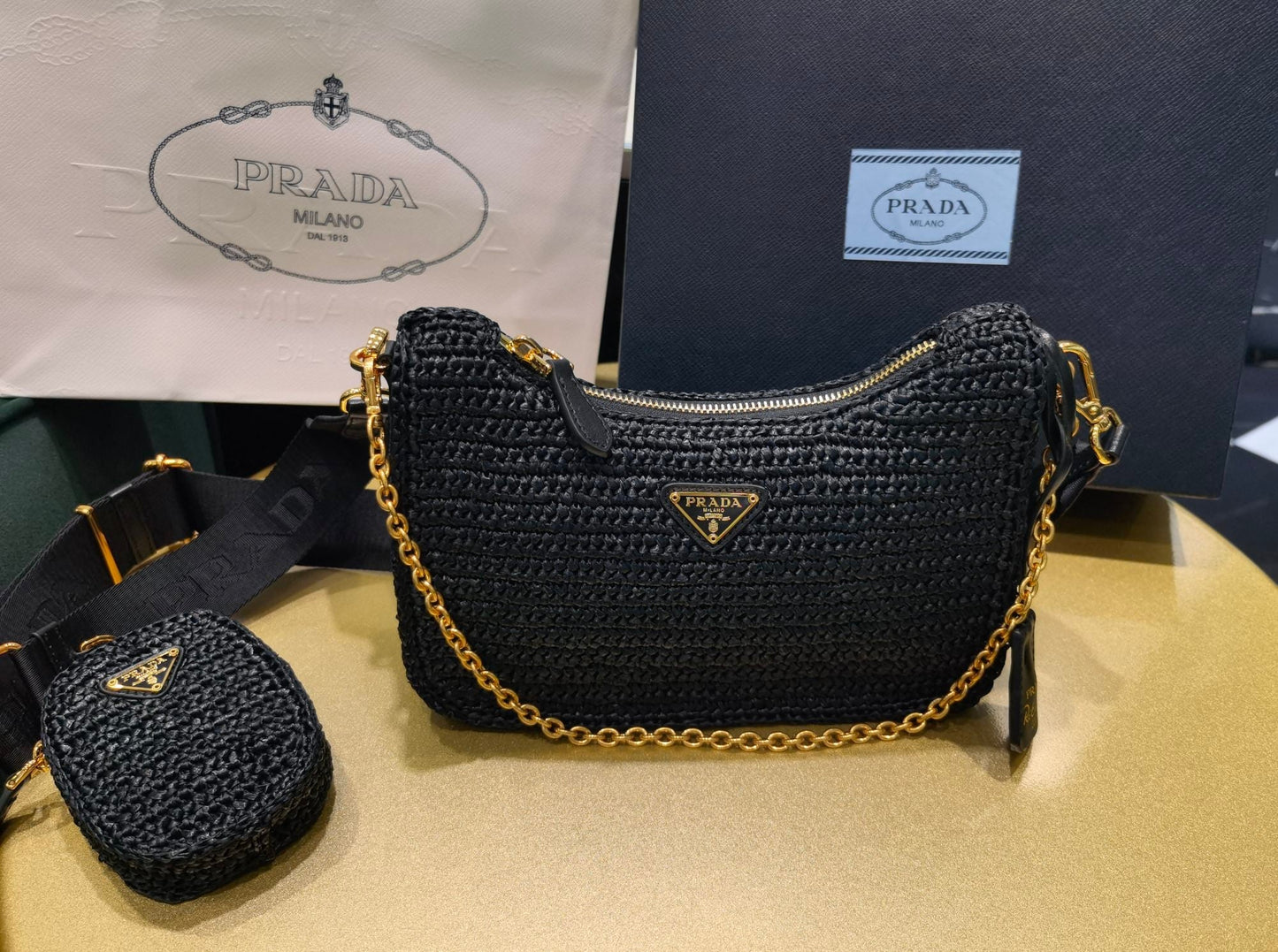 BOLSA PRADA RE-EDITION 2005  RÁFIA