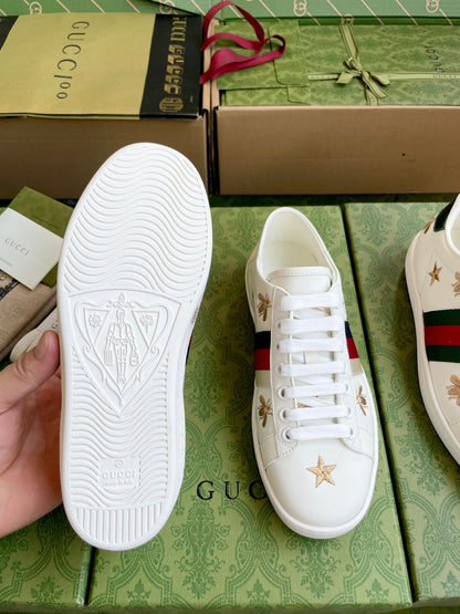 SAPATO GUCCI BRANCO COM FAIXA