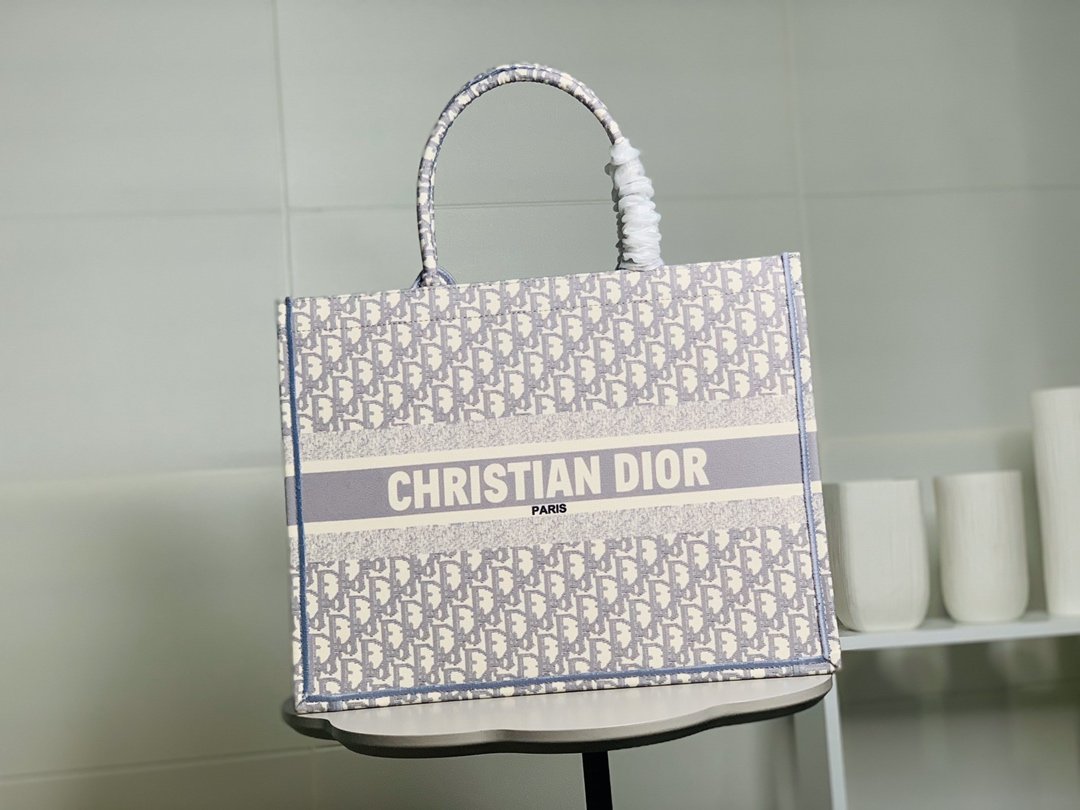 Barnes - Luxury Handbags Christian Dior 129