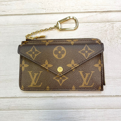 Wallet Luxury Designer By Louis Vuitton  Size: Small