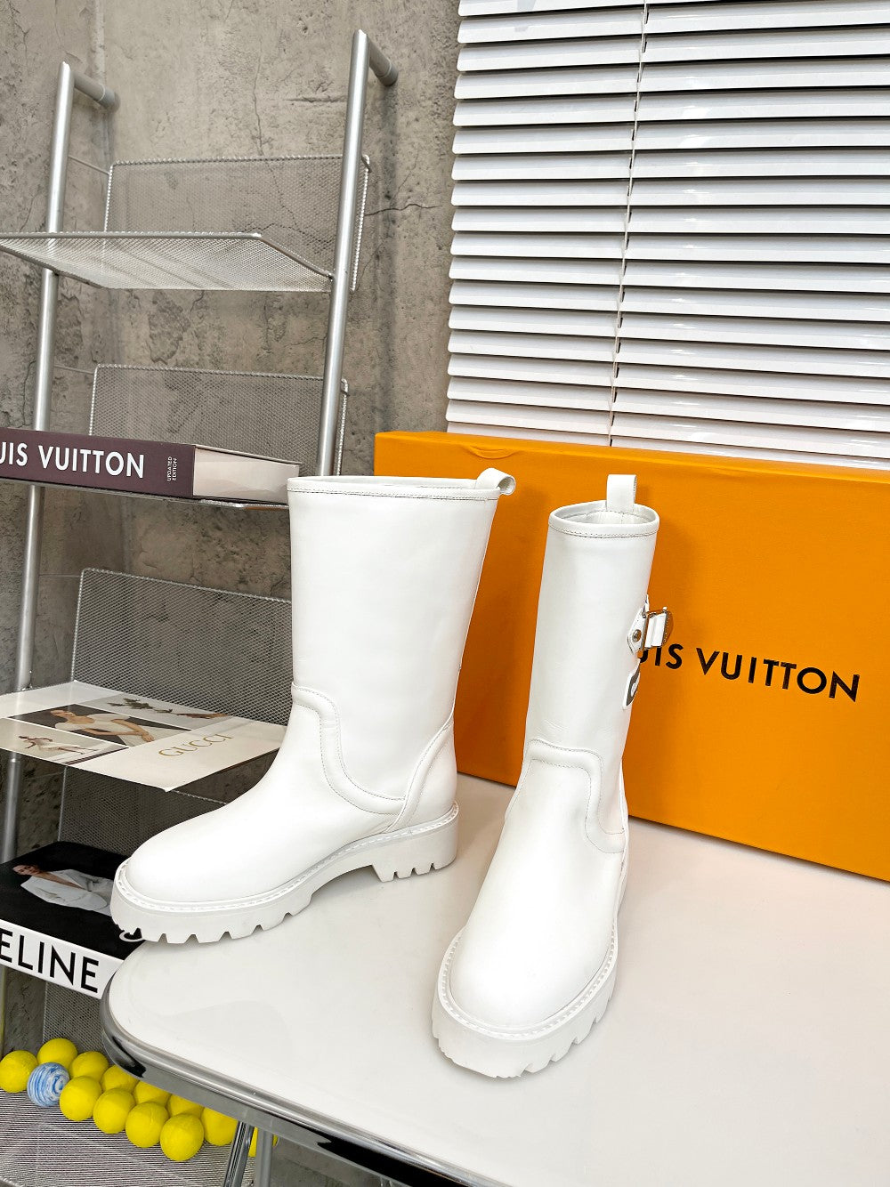 Premium  Louis Vuitton  BOOTS 021