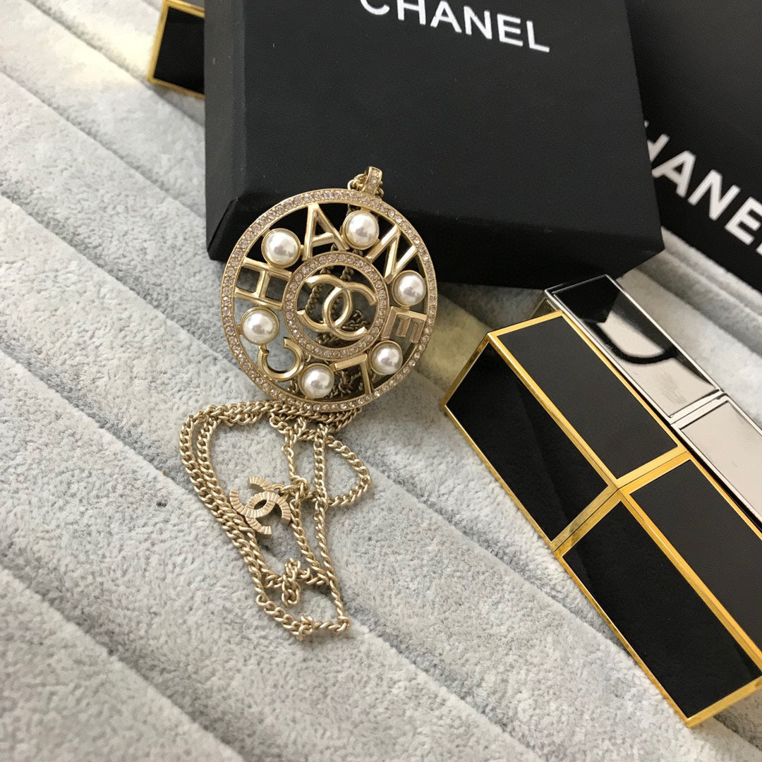 Chanel Necklace 021