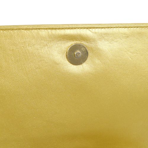 CHANEL 1989-1991 Gold Lambskin Diamond Shoulder Bag AK38515c