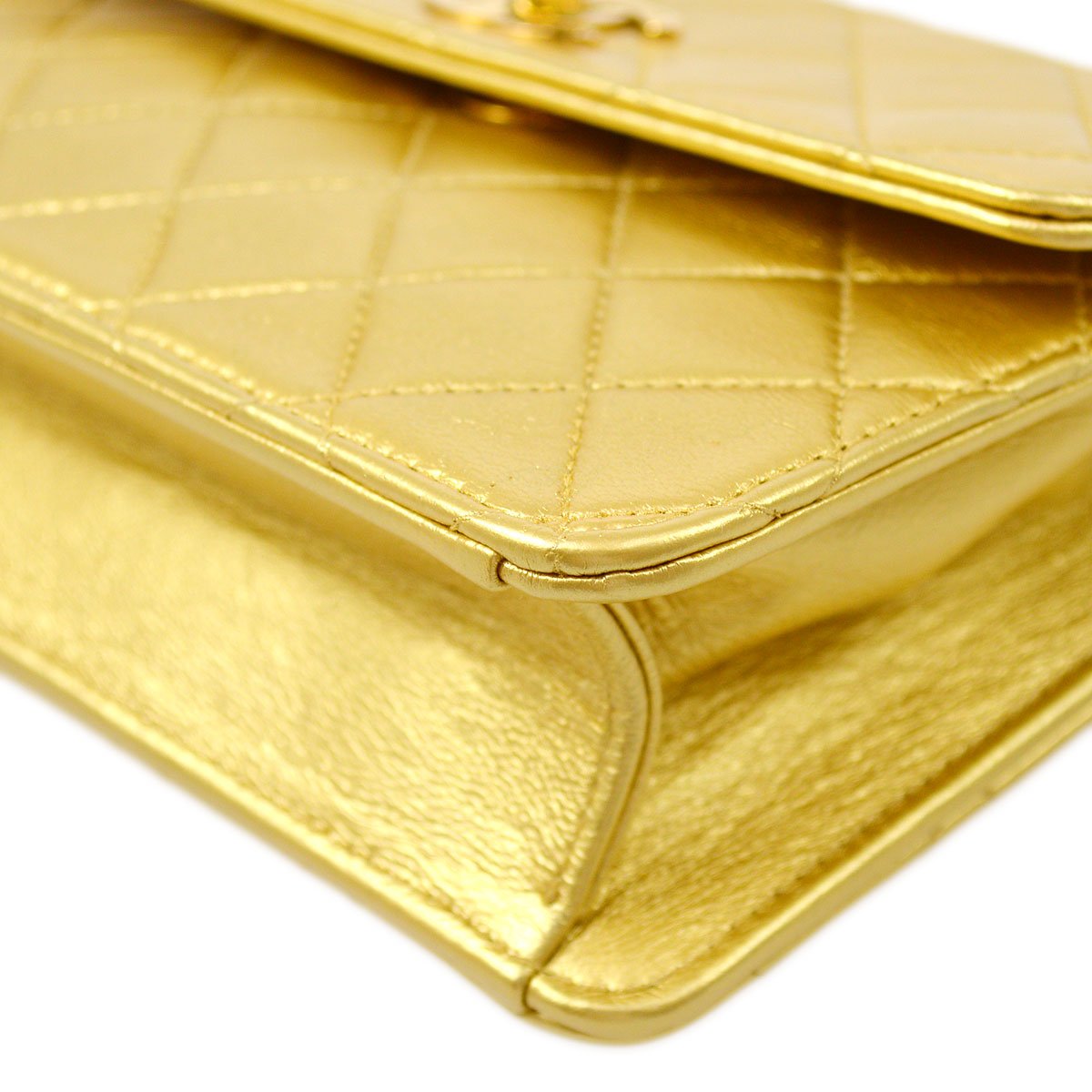 CHANEL 1989-1991 Straight Flap Micro Gold Lambskin ao28630