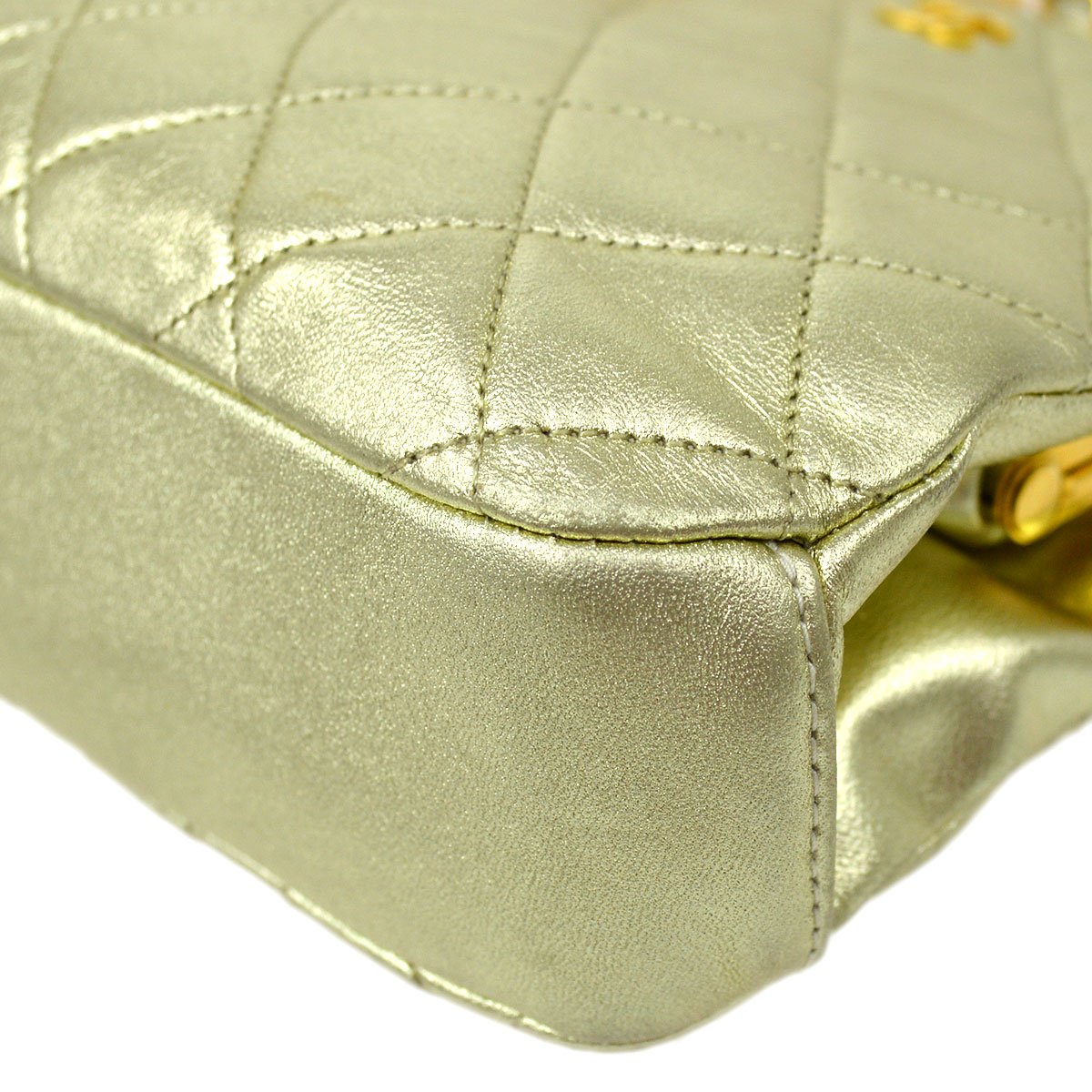 CHANEL 1989-1991 Gold Lambskin Kisslock Shoulder Bag 05240