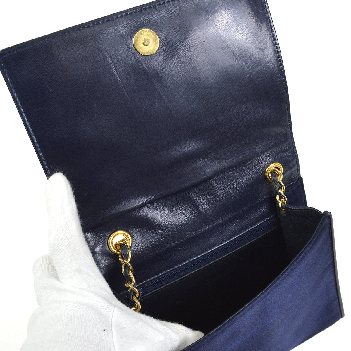 CHANEL 1989-1991 Single Chain Shoulder Bag Navy Satin ao34414