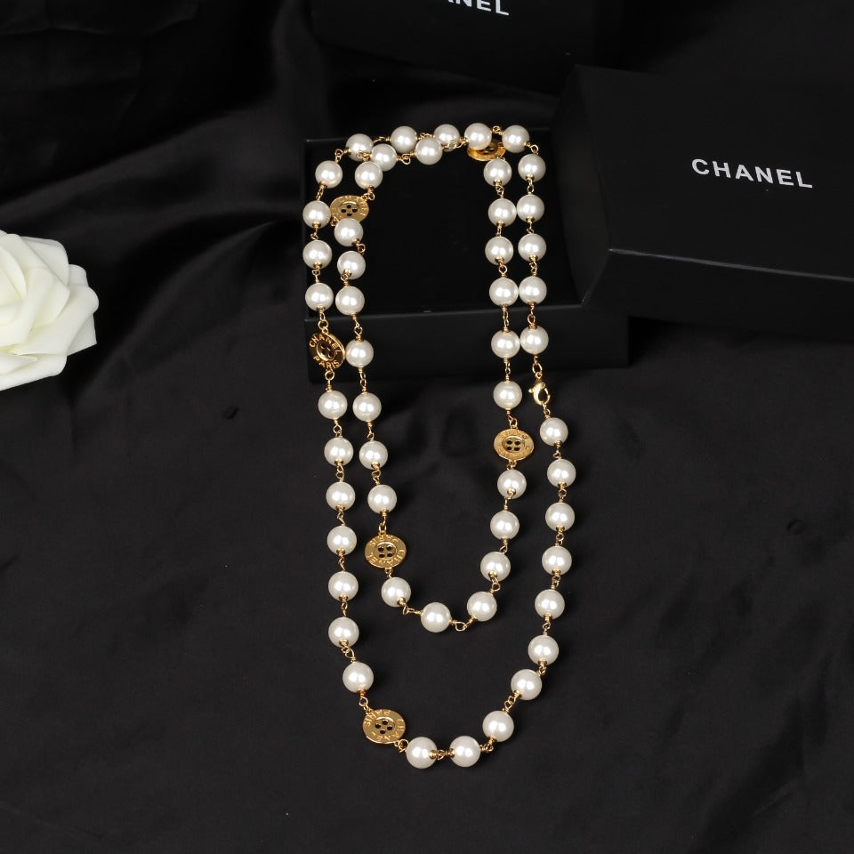 Chanel Necklace 017