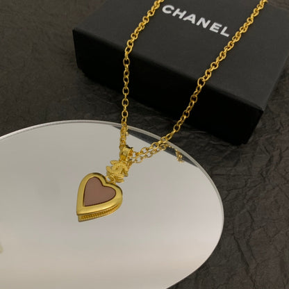 Chanel Necklace 042