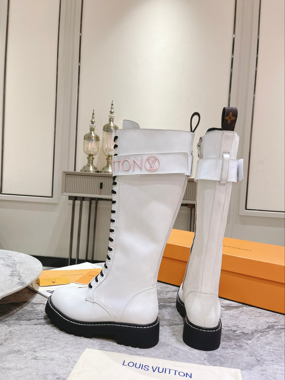 Premium  Louis Vuitton  BOOTS 041