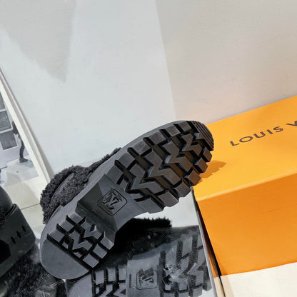 Premium  Louis Vuitton  BOOTS 009