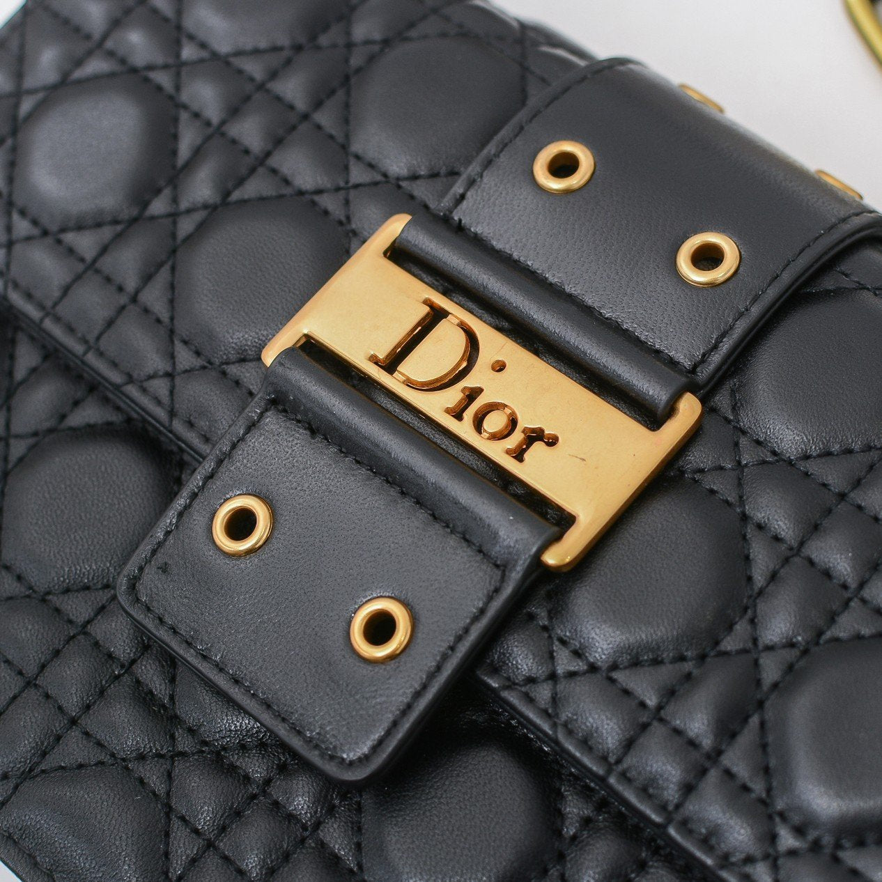 Barnes - Luxury Handbags Christian Dior 285