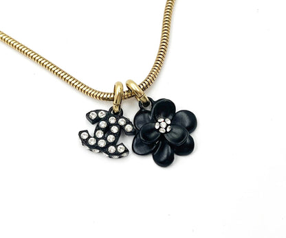 CHANEL Vintage Rare Gold Plated Black CC Flower Crystal Chain Necklace