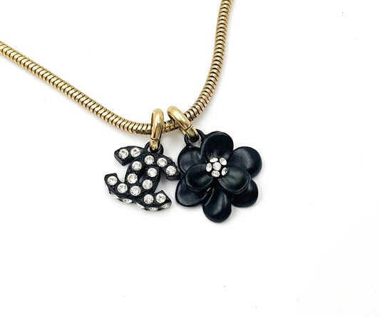 CHANEL Vintage Rare Gold Plated Black CC Flower Crystal Chain Necklace