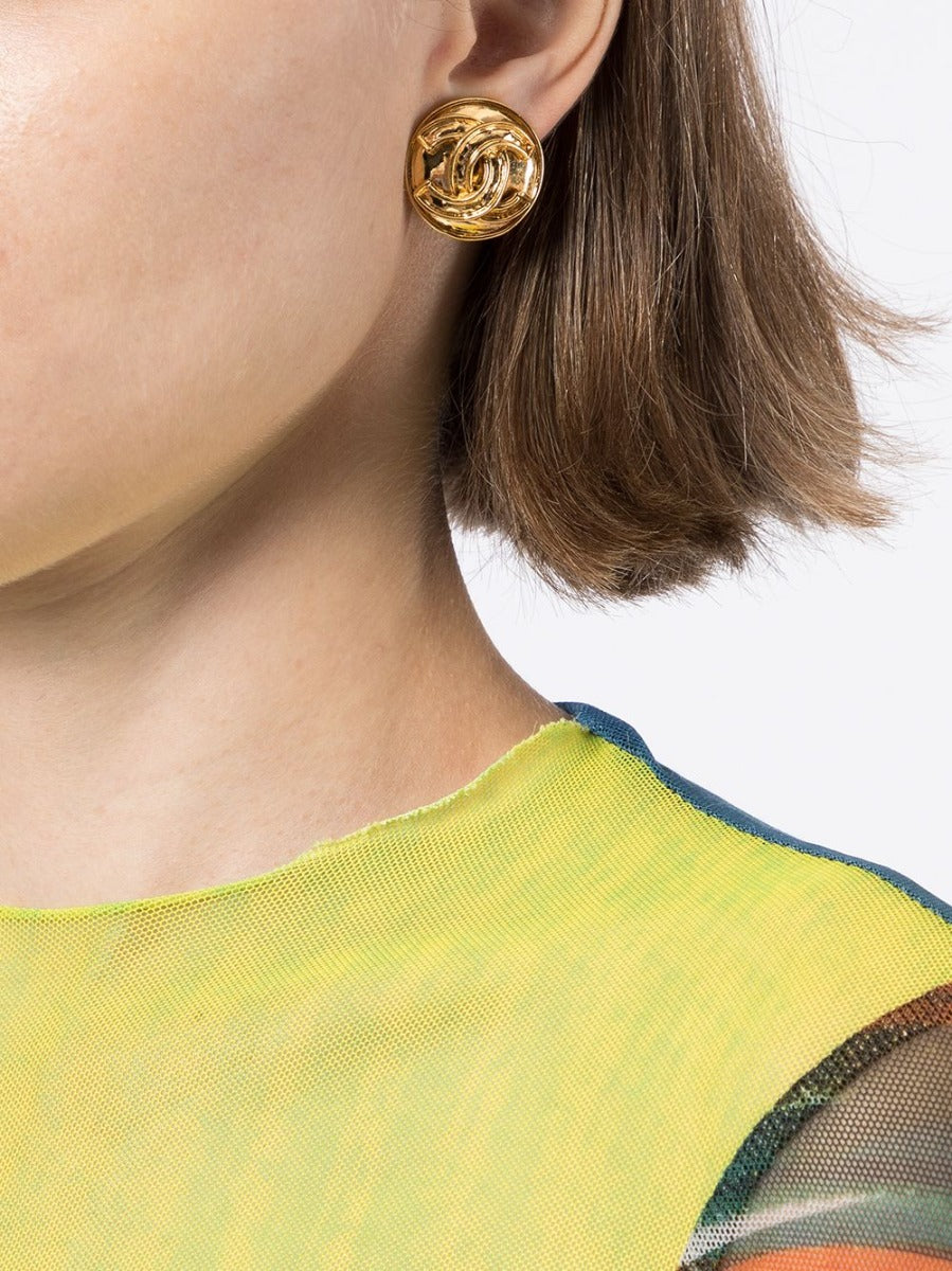 CHANEL 1994 Coco Mark Round Earrings Gold