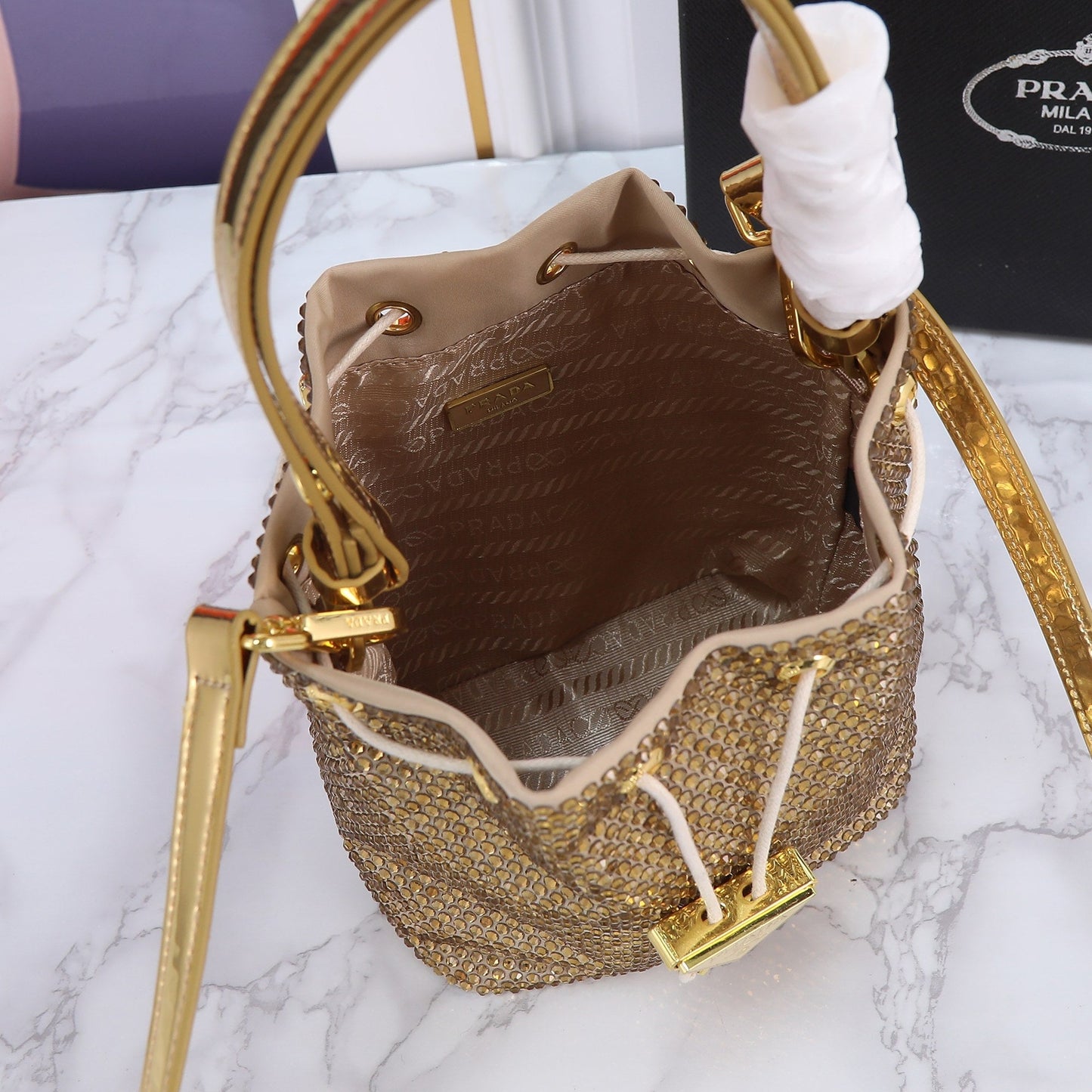 BOLSA PRADA BUCKET STRASS 16