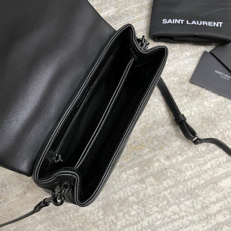 Yves Saint Laurent Shoulder bag 467072H