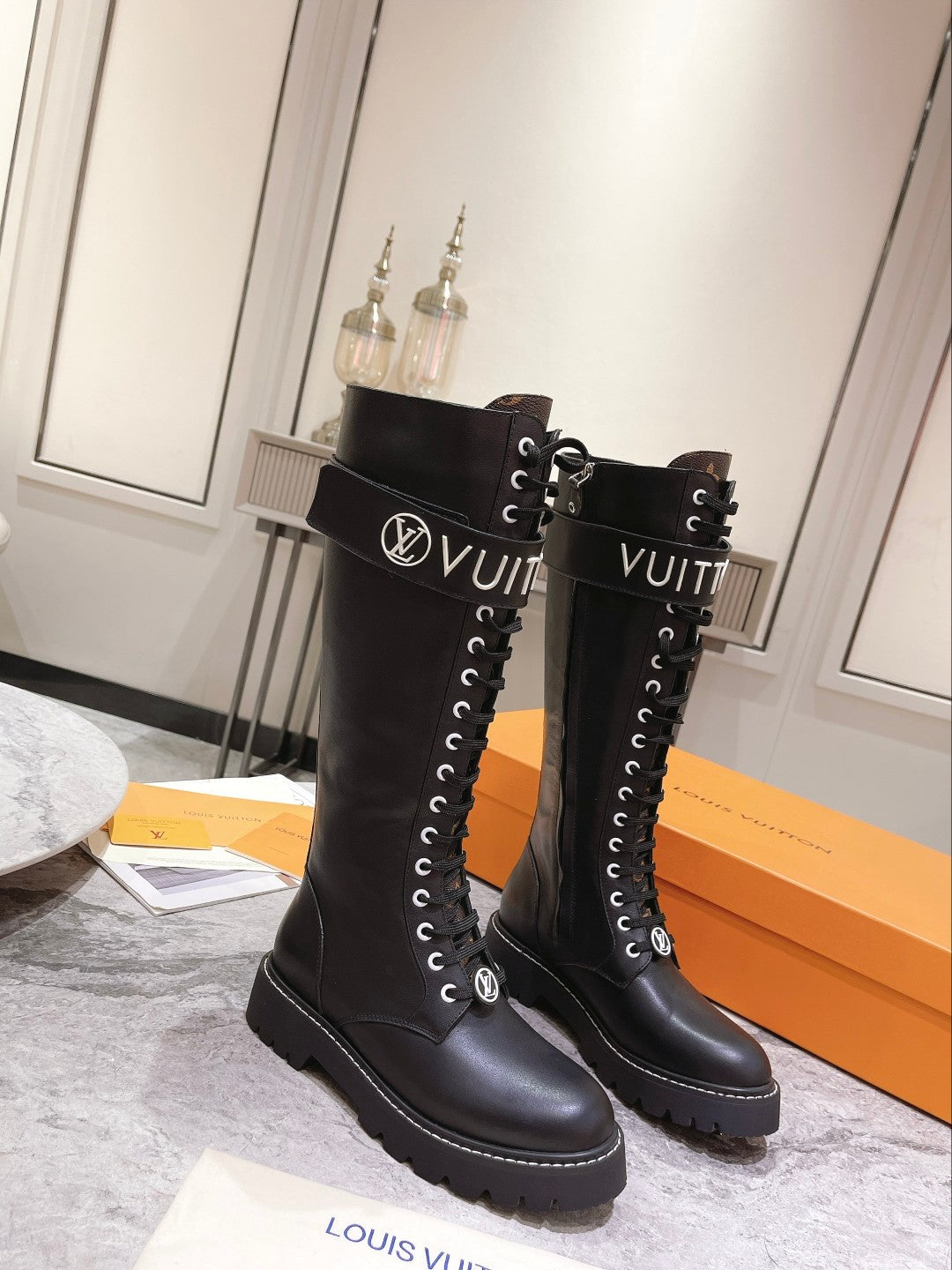 Premium  Louis Vuitton  BOOTS 040