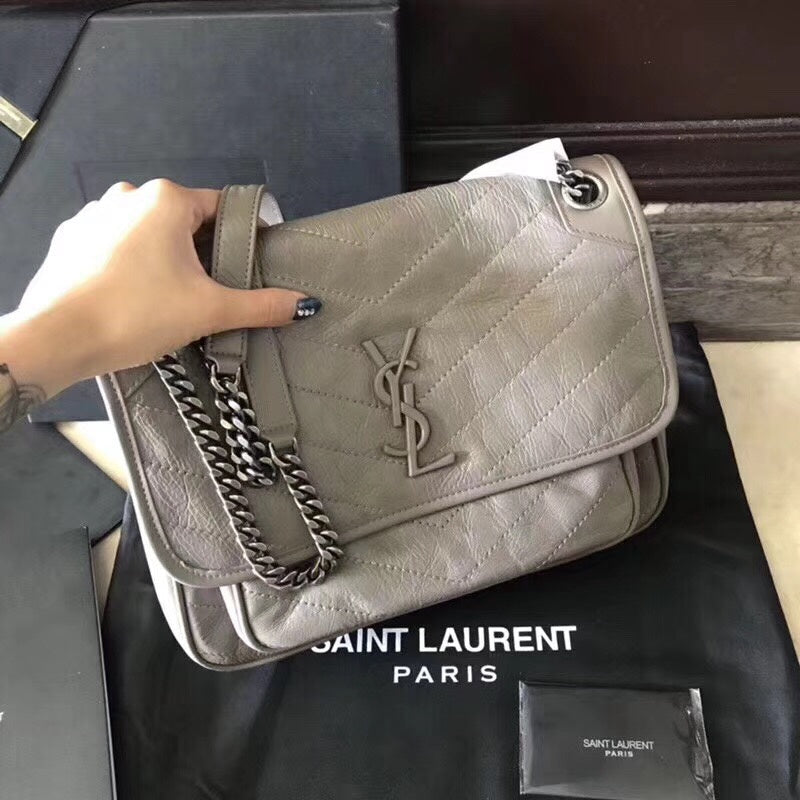 Yves Saint Laurent NIKI Handbag 498894