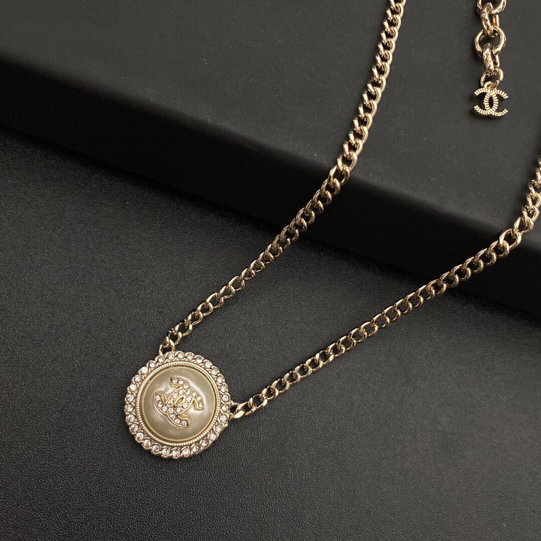 Chanel Necklace 034