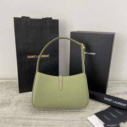 Yves Saint Laurent LE5A7 HOBO BAG 657228PW