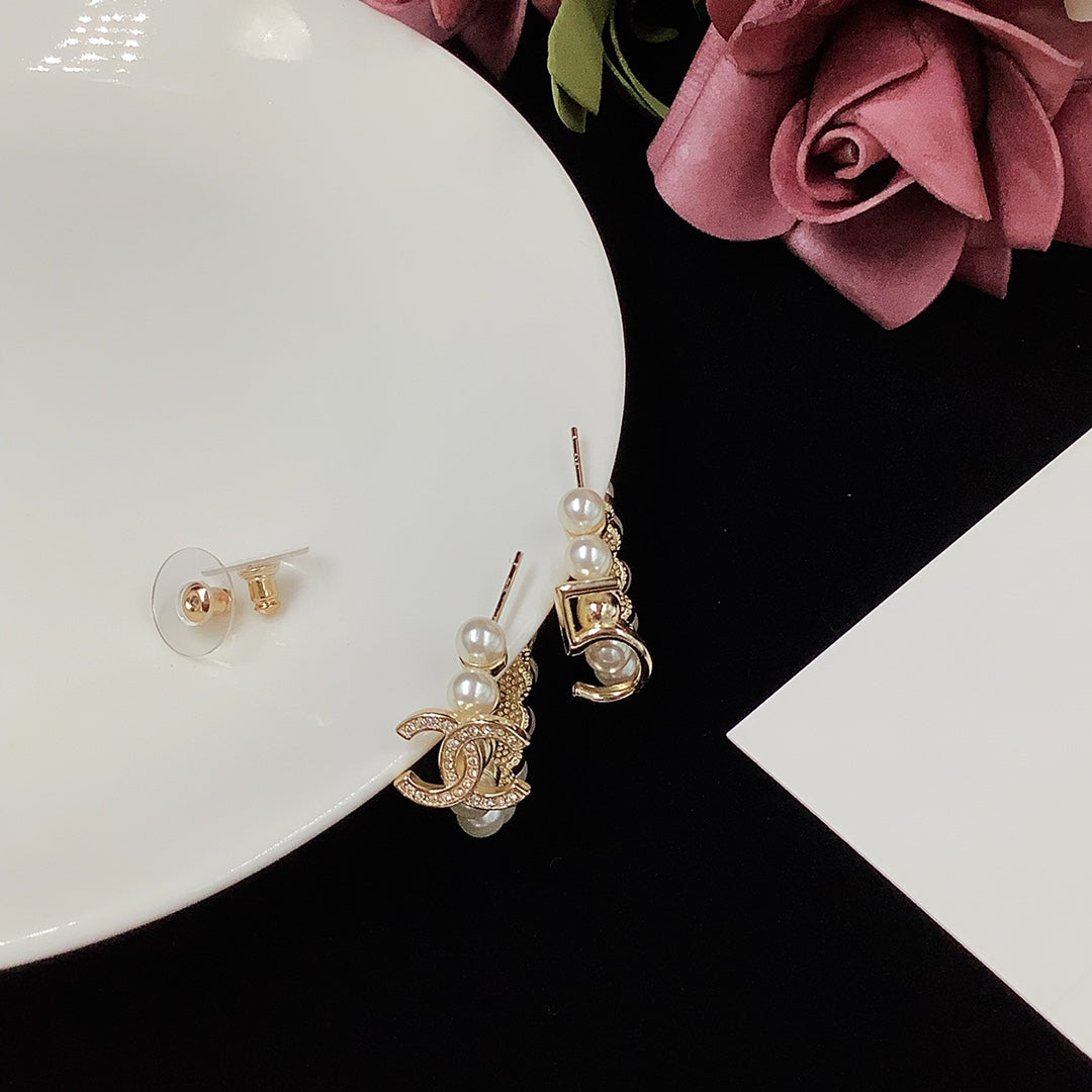 Lux Earring Chanel  066