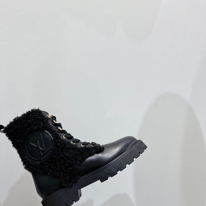 Premium  Louis Vuitton  BOOTS 009