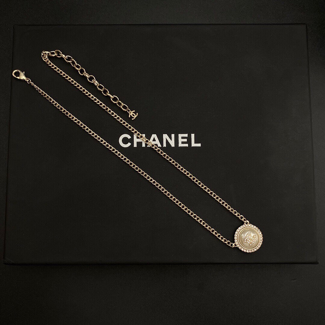 Chanel Necklace 034