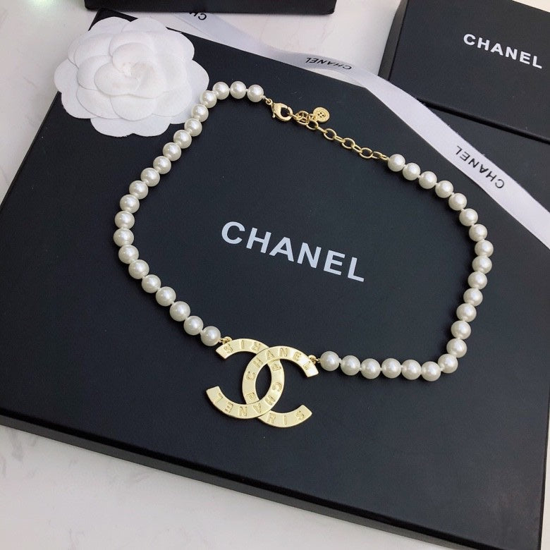 Chanel Necklace 025