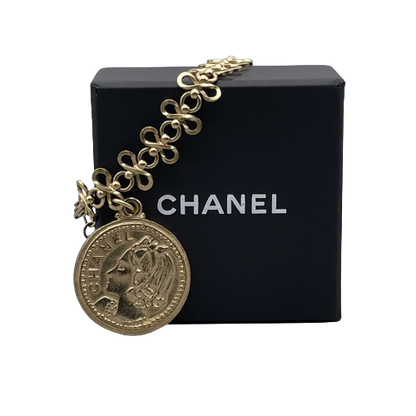 CHANEL - Vintage 03P Side Portrait '5' Medallion Chain Gold '' Bracelet