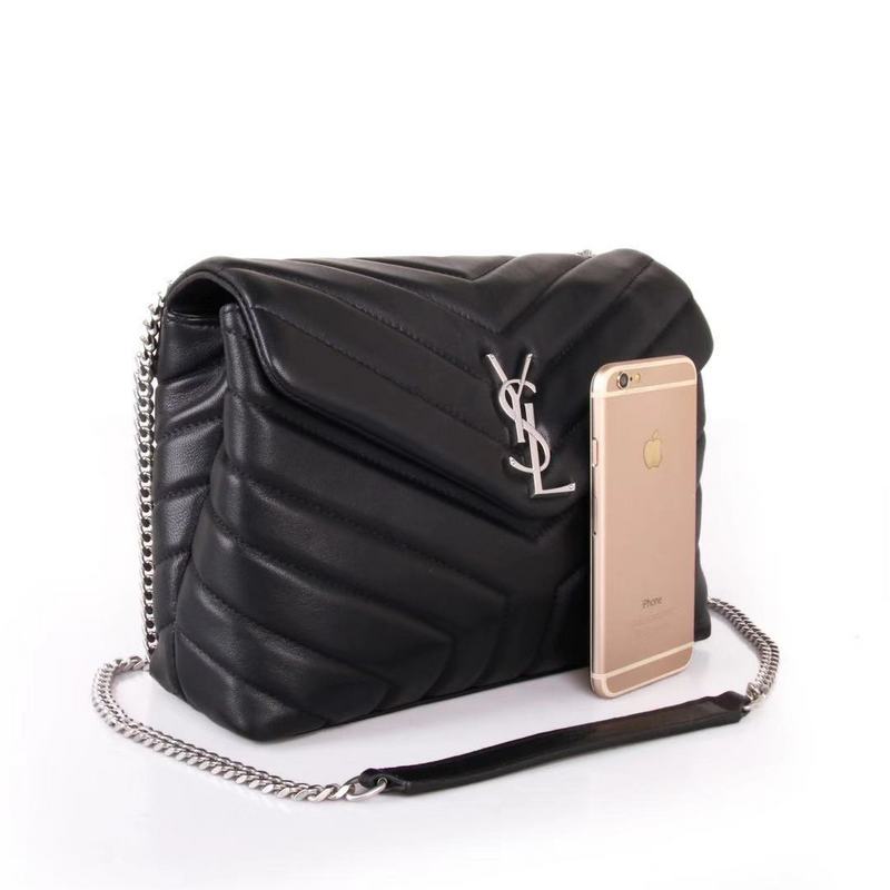 Yves Saint Laurent Handbag 7009YP