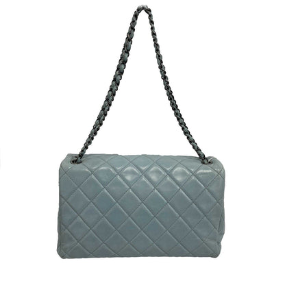 CHANEL - Baby Blue Seasonal CC Jumbo Single Flap - Lambskin / Ruthenium Hardware