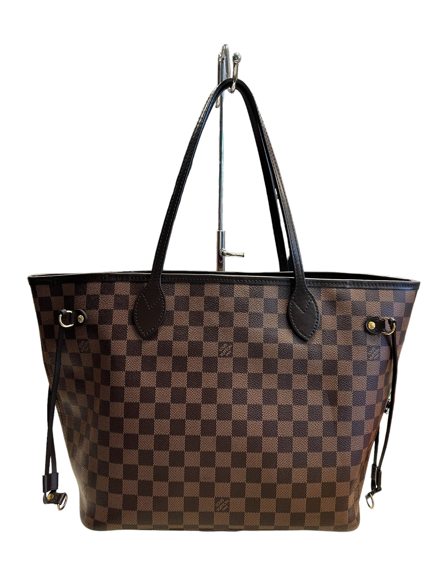 Tote with the pouch Designer By Louis Vuitton  Size: Medium