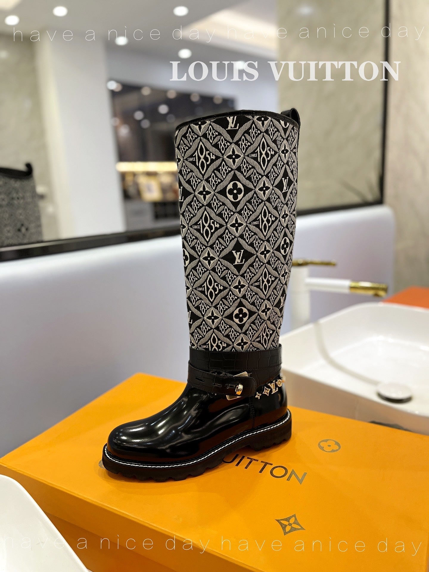 Premium  Louis Vuitton  BOOTS 027