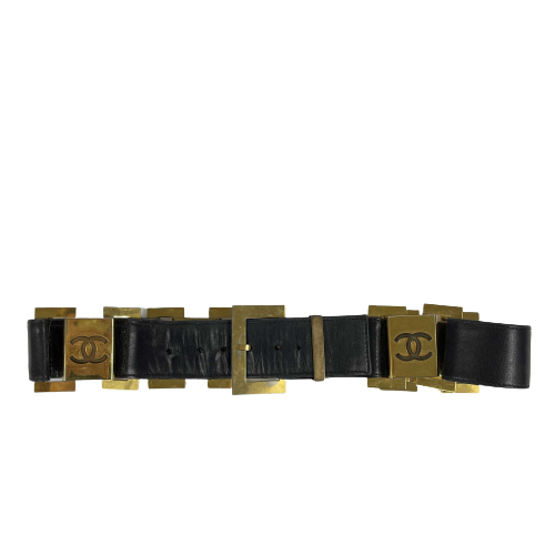 CHANEL Vintage 1980's Black Leather and Gold Buckle CC Link Belt