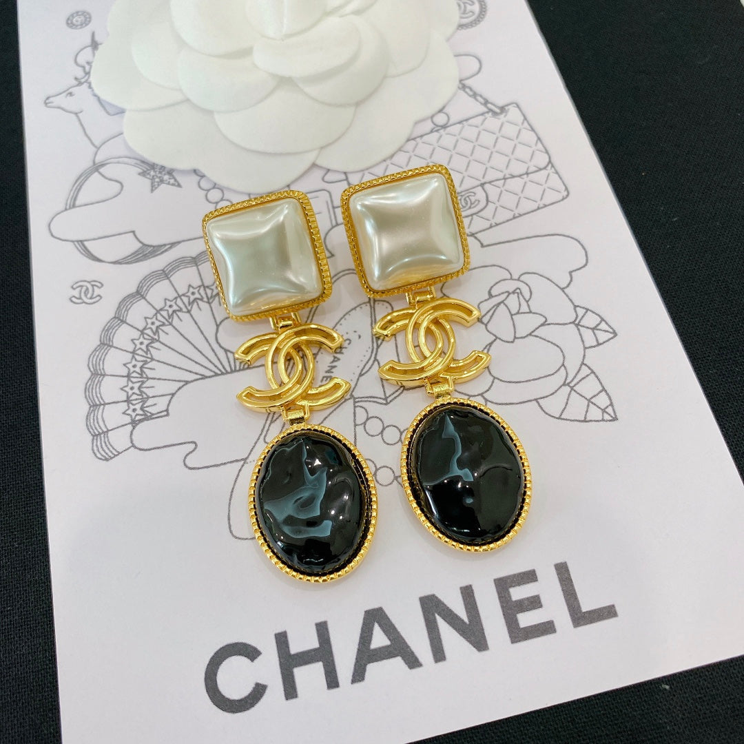 Lux Earring Chanel  068