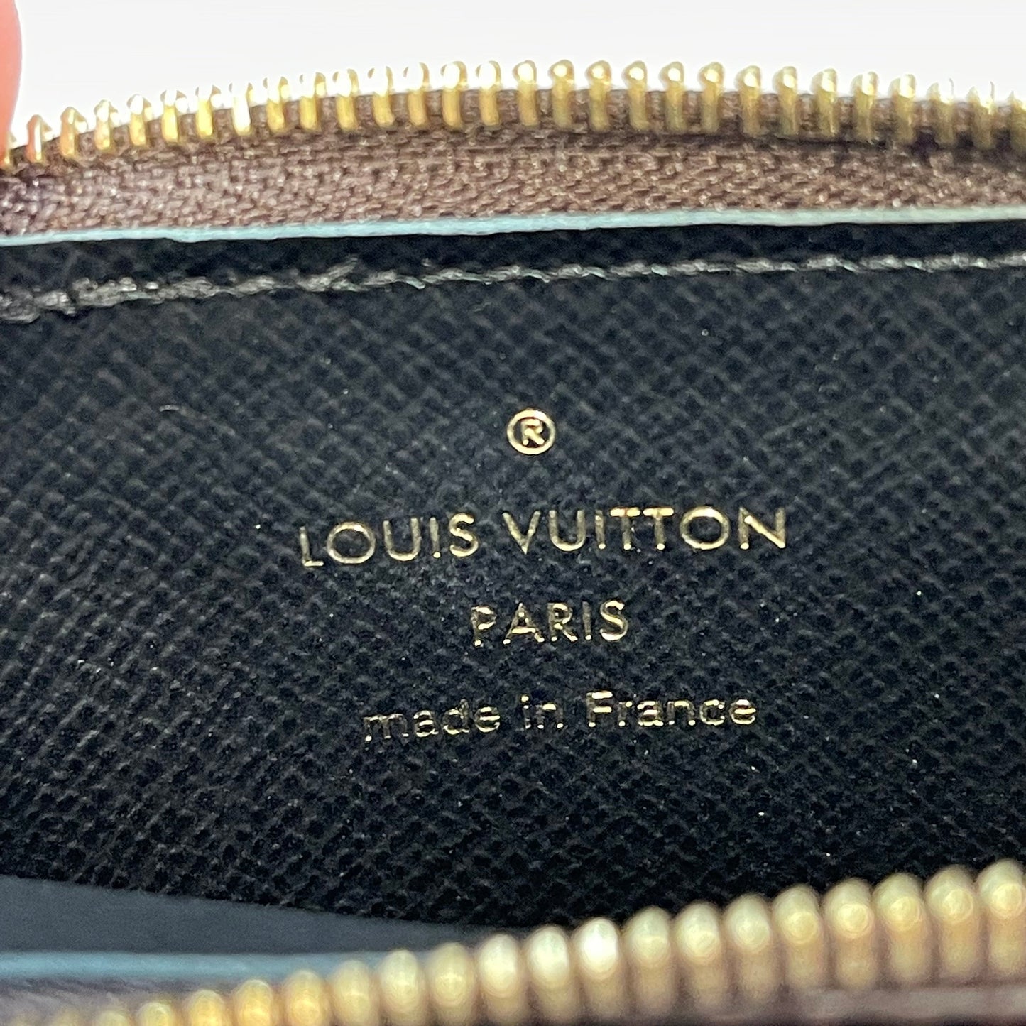 Wallet Luxury Designer By Louis Vuitton  Size: Small