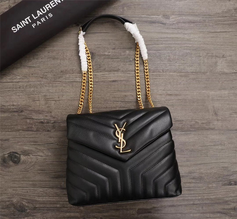 Yves Saint Laurent Hand bag 71028B