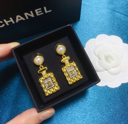 Lux Earring Chanel  071