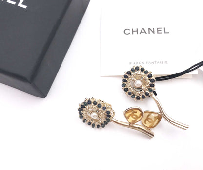 CHANEL Brand New Gold CC Flower Blue Stone Stem Clip on Earrings