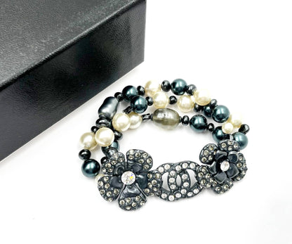 CHANEL Vintage Rare Gunmetal CC Flower Crystal Grey Pearl 3 Strand Bracelet