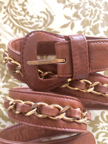 CHANEL Vintage brown leather belt with gold tone chains