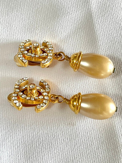 CHANEL Vintage teardrop turn-lock crystal CC and dangle pearl earrings