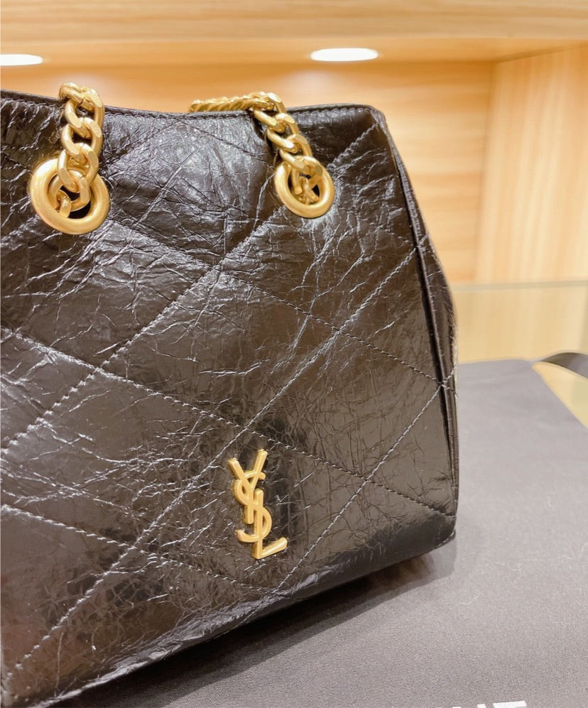 Yves Saint Laurent woman handbag