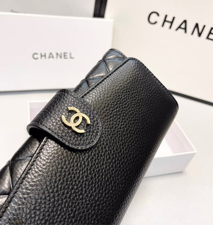 Black Chanel woman wallet