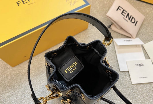 Small Fendi woman crossbody