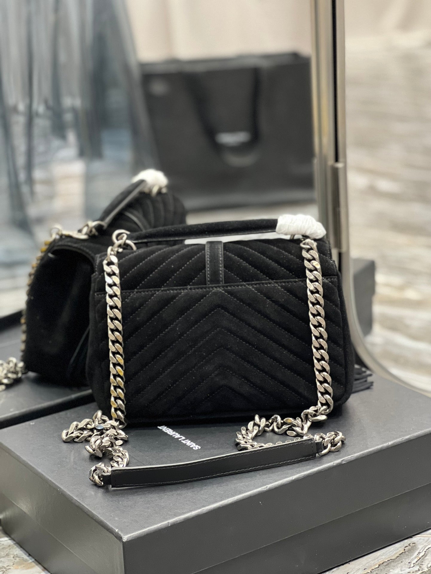 Yves Saint Laurent College Medium Chain Bag In Light Suede With Fringes