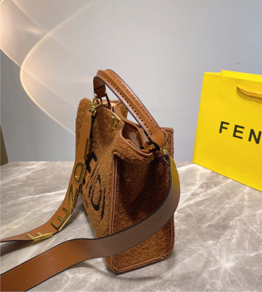 Brown New Fendi woman handbag