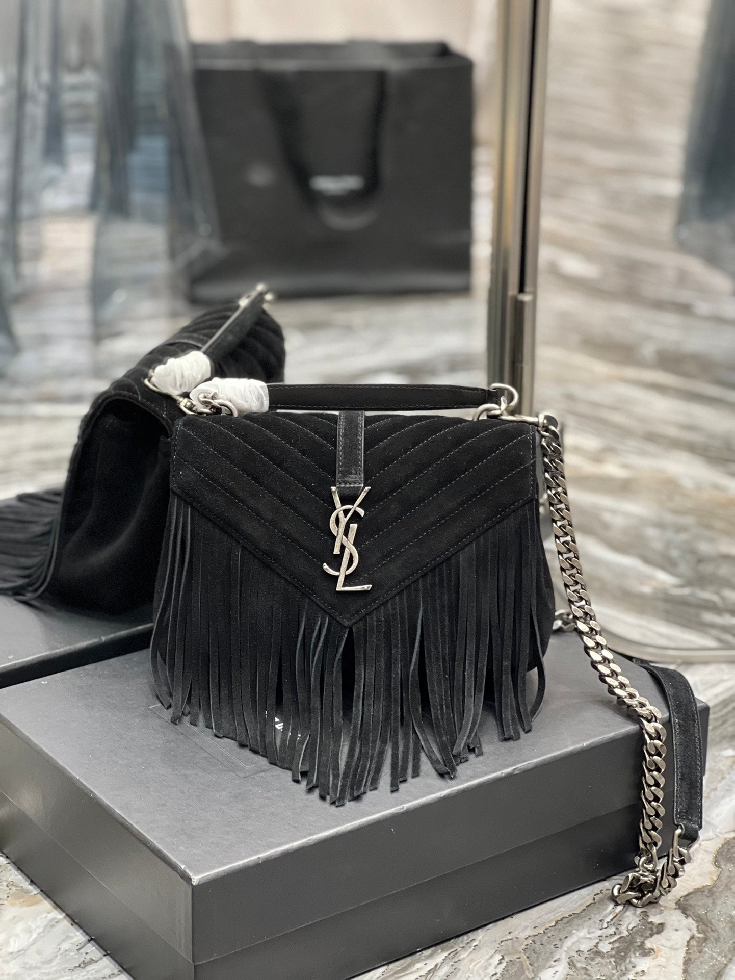 Yves Saint Laurent College Medium Chain Bag In Light Suede With Fringes